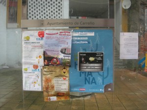 Panel de Carteles en Carreño